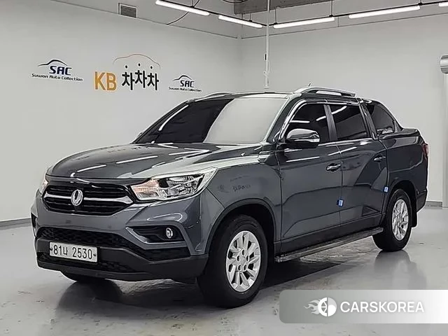 Ssangyong Rexton Sports 2018 Серебристо-серый из Кореи