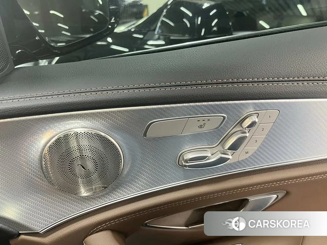 Mercedes-Benz E-class 2023 Черный из Китая