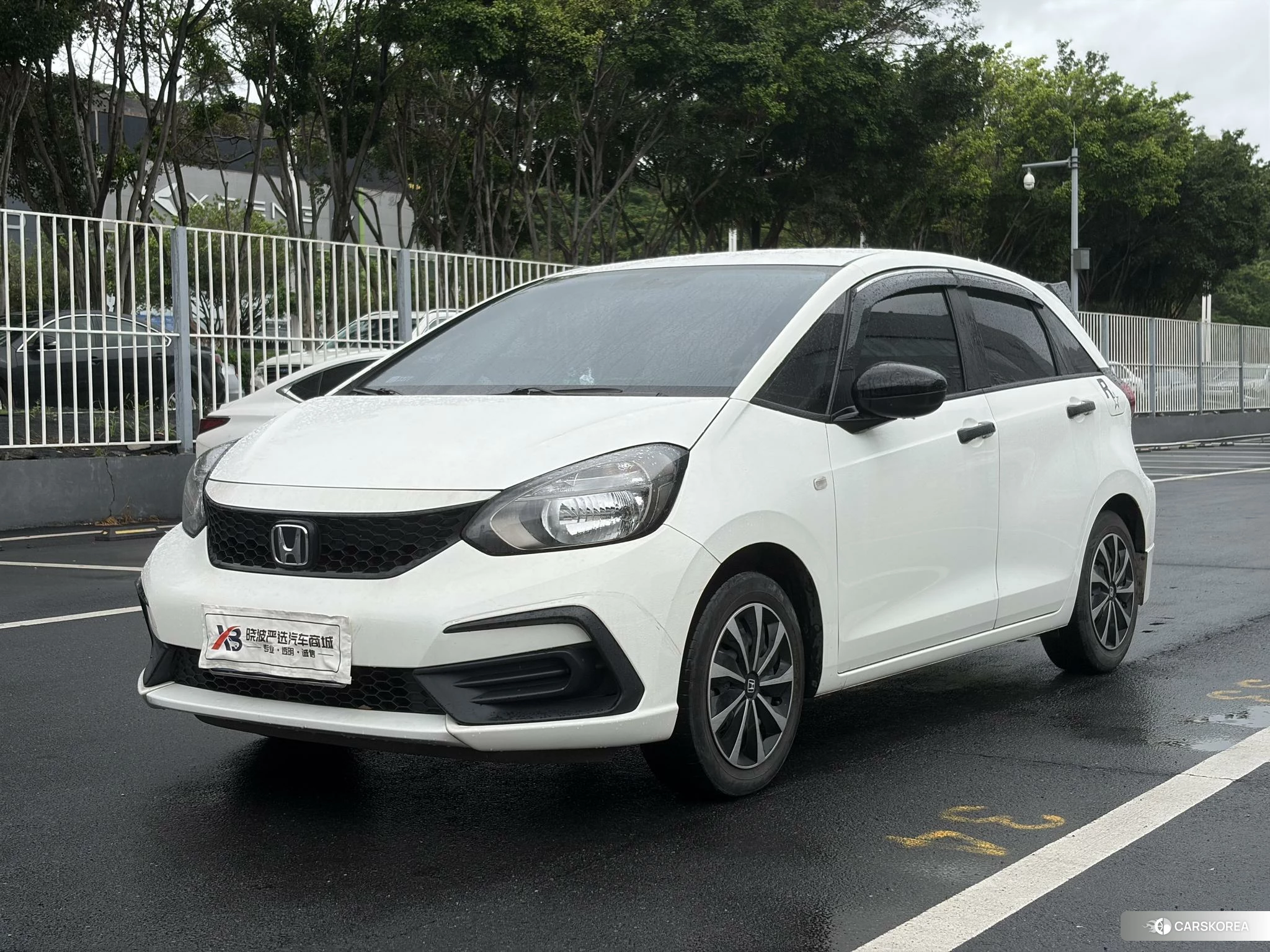 Honda Fit 2020 Белый из Китая