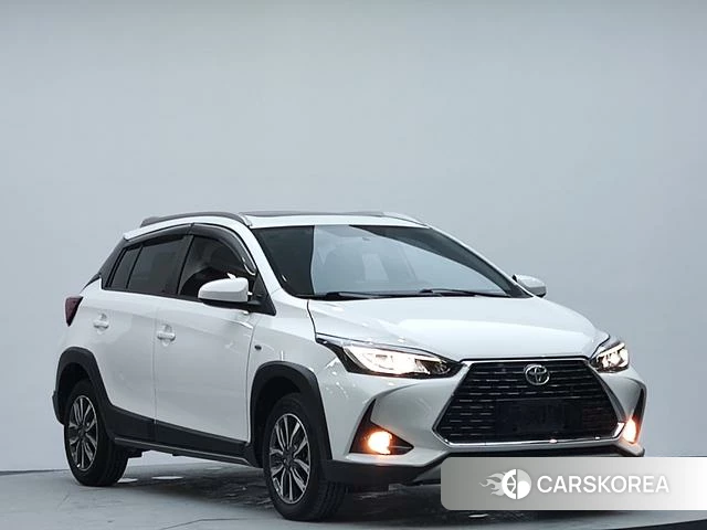 Toyota YARIS L Zhixuan 2021 Белый из Китая