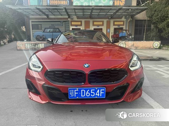 BMW Z4 2023 Красный из Китая
