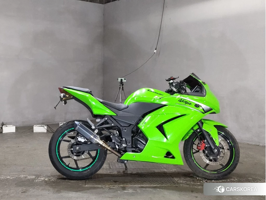 Проданный Kawasaki NINJA 250R id 4131304 из Японии, фото 2