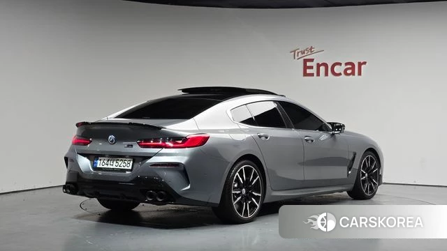 BMW 8 Series (G15) 2022 Серый из Кореи