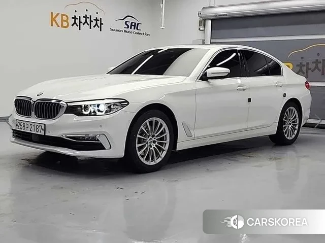 BMW 5 Series (G30) 2019 Белый из Кореи