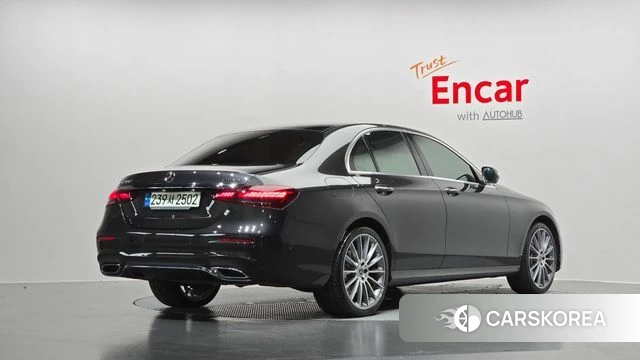 Mercedes-Benz E-Class W213 2021 Серый из Кореи