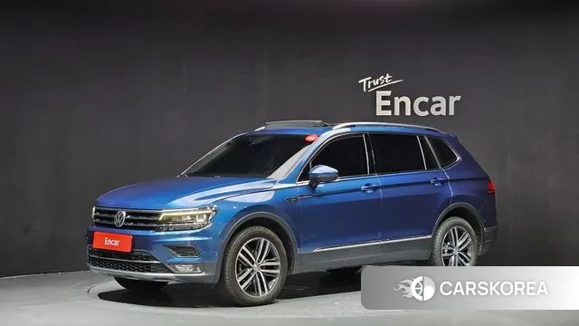 Volkswagen Tiguan Allspace 2018 Синий из Кореи