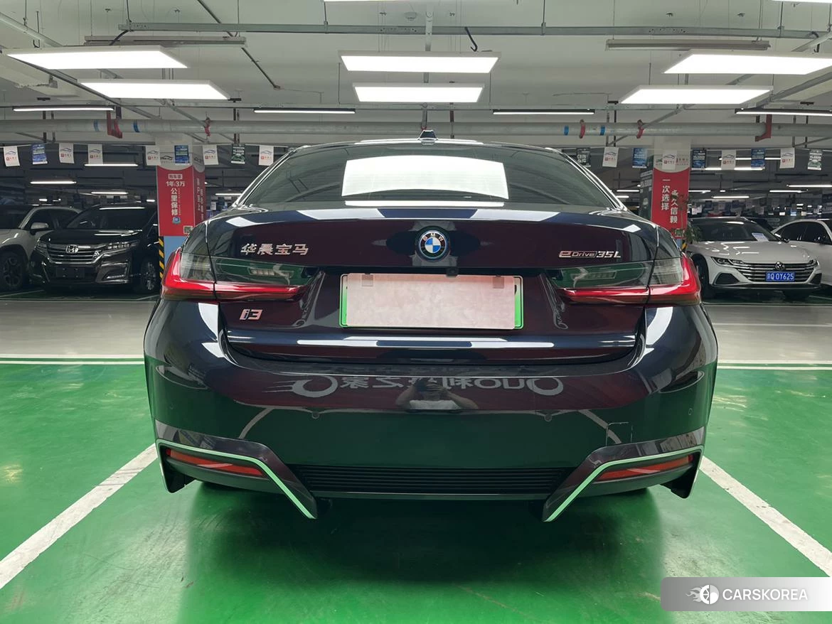 BMW i3 2023 Черный из Китая