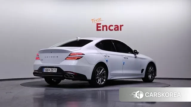Genesis The New G70 2022 Белый из Кореи