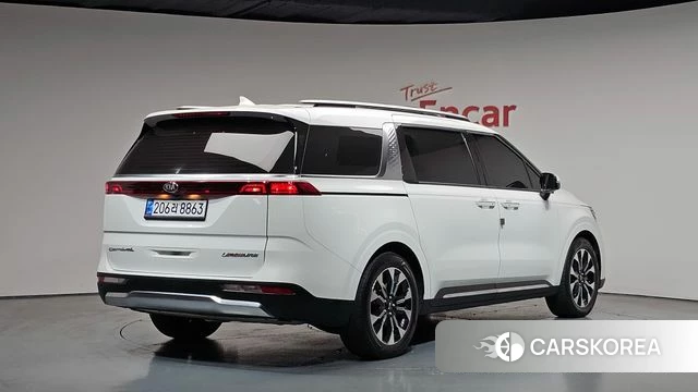 Kia Carnival 4th generation 2021 Белый из Кореи