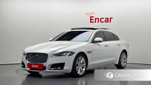 Jaguar XF (X260) 2018 Белый из Кореи