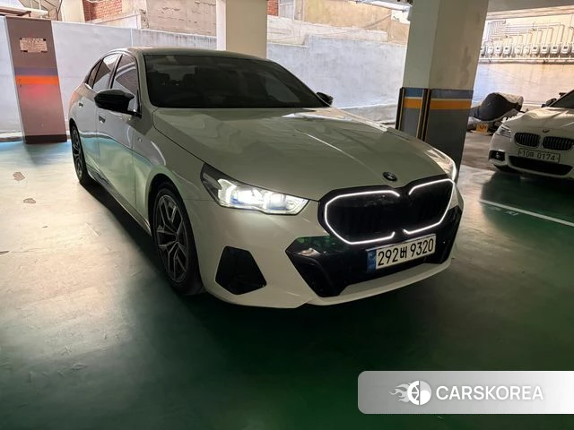 BMW 5 Series (G60) 2024 Белый из Кореи