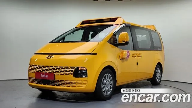 Hyundai Staria 2022 Желтый из Кореи