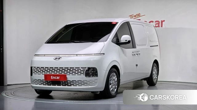 Hyundai Staria 2023 Белый из Кореи