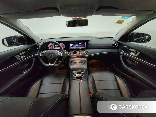 Mercedes-Benz E-class 2018 Черный из Китая