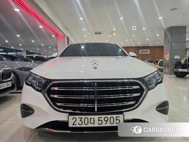 Mercedes-Benz E-Class W214 2024 Белый из Кореи