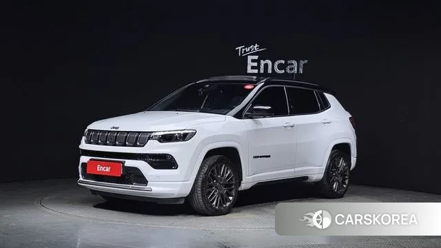 Jeep Compass 2nd Generation 2022 Белый из Кореи