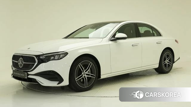 Mercedes-Benz E-Class W214 2026 Белый из Кореи