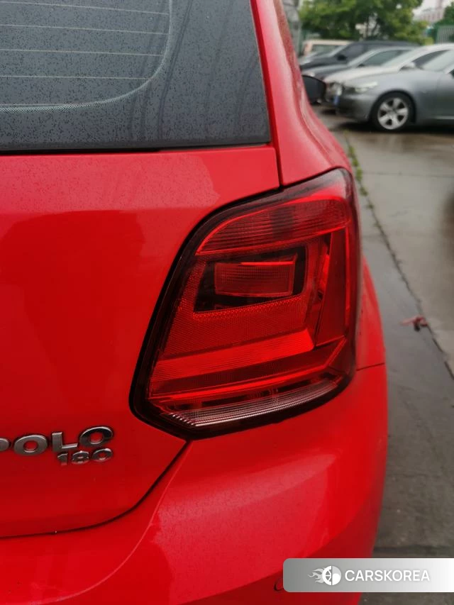 Volkswagen Polo 2018 Красный из Китая