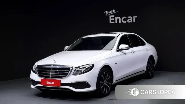 Mercedes-Benz E-Class W213 2020 Белый из Кореи