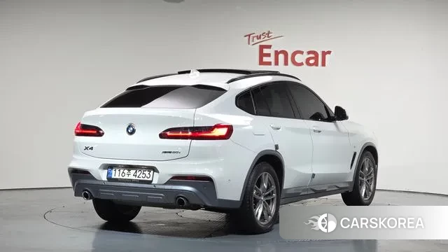 BMW X4 (G02) 2021 Белый из Кореи
