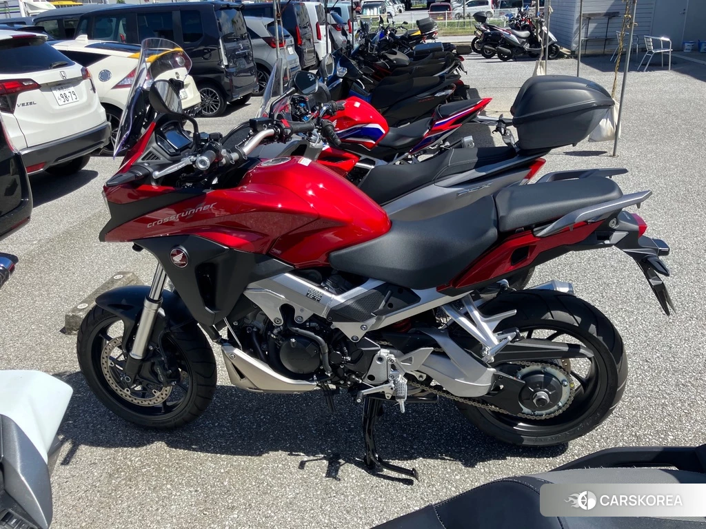 Проданный Honda VFR800X 2023 из Японии