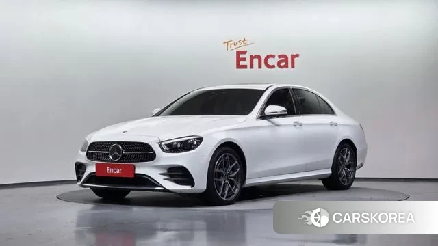 Mercedes-Benz E-Class W213 2023 Белый из Кореи