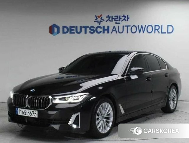 BMW 5 Series (G30) 2023 Черный из Кореи