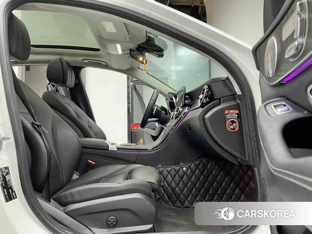 Mercedes-Benz Class C 2021 Белый из Китая