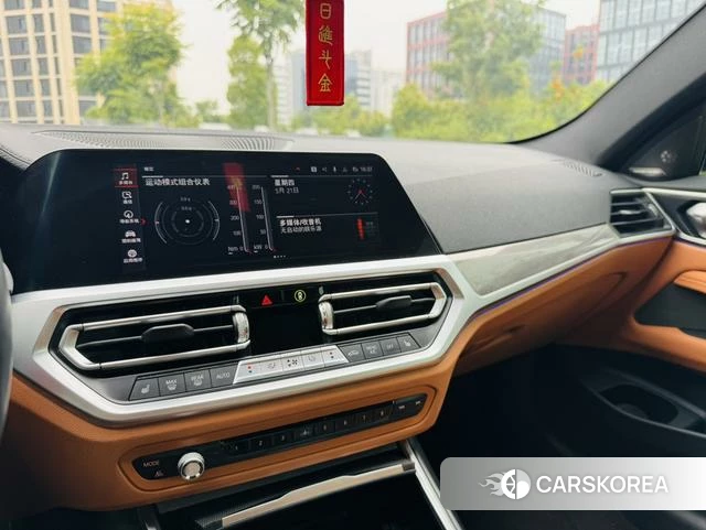 BMW 4 series 2021 Темно-серый из Китая