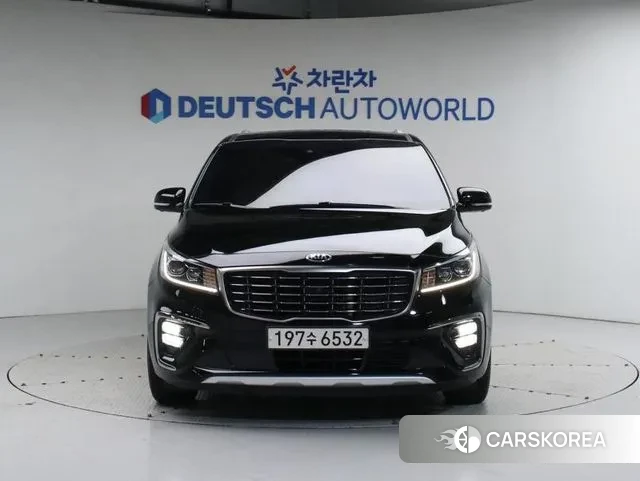 Kia The New Carnival 2018 Черный из Кореи