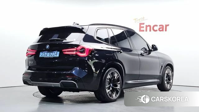 BMW iX3 2023 Черный из Кореи
