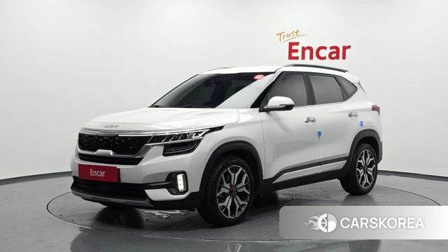 Kia Seltos 2021 Белый из Кореи