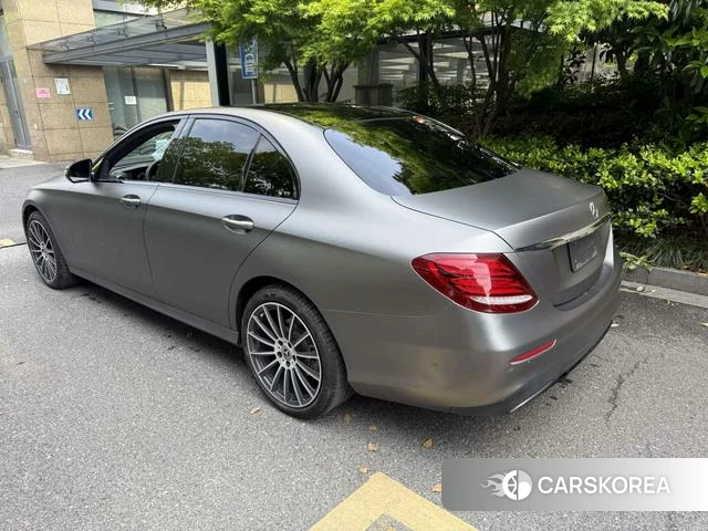 Mercedes-Benz E-class (imported) id 4212647 из Китая