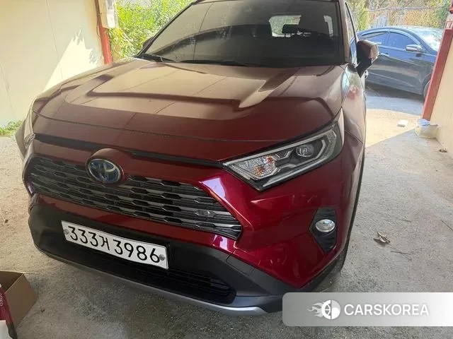 Toyota RAV4 5th Generation 2020 Красный из Кореи
