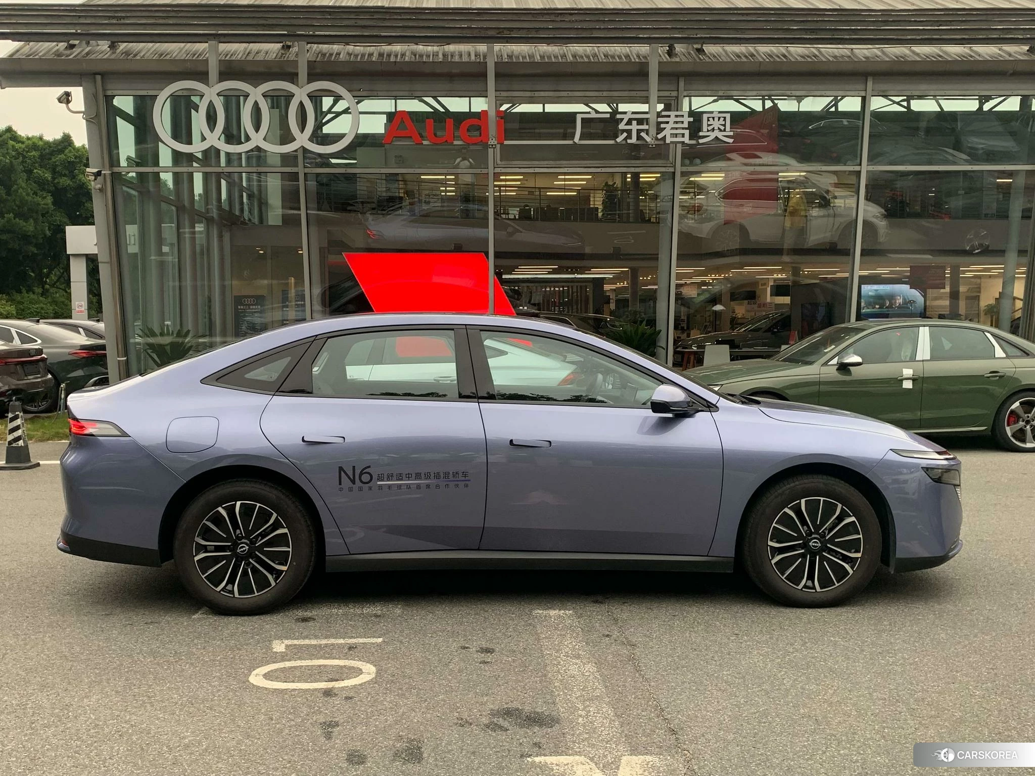 Nissan N6 2025 Синий из Китая