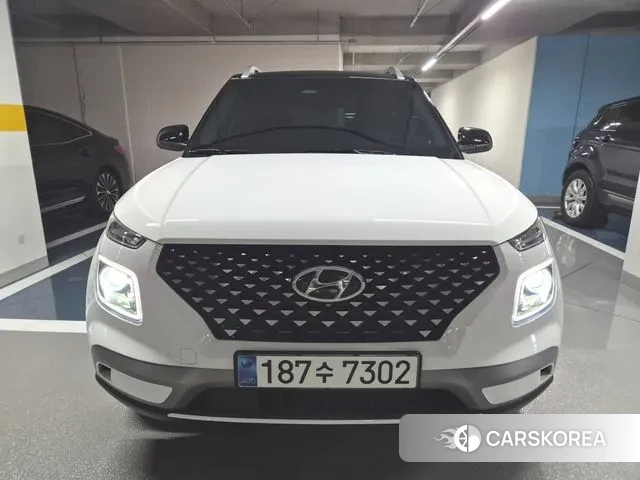 Hyundai Venue 2024 Белый из Кореи