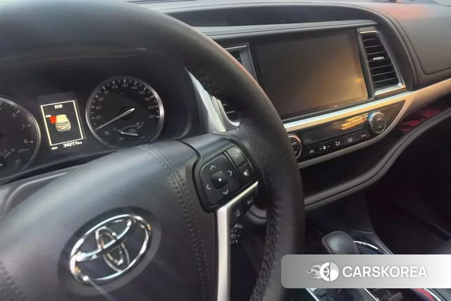 Toyota Highlander 2021 Белый из Китая
