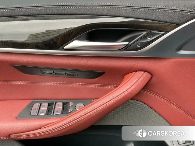 BMW 5 series 2021 Черный из Китая