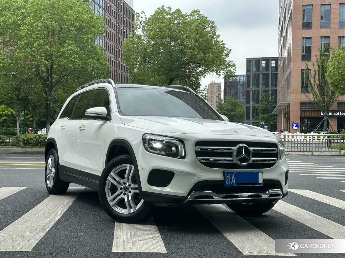 Mercedes-Benz GLB 2022 Белый из Китая