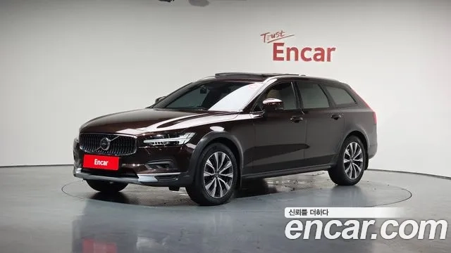 Volvo V90 Cross-Country 2020 Коричневый из Кореи