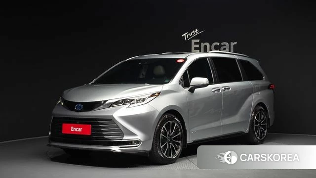 Toyota Sienna 4th Generation 2021 Серебряный из Кореи