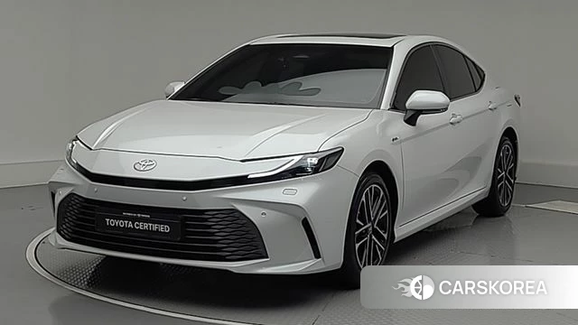 Toyota Camry (XV80) 2025 Белый из Кореи