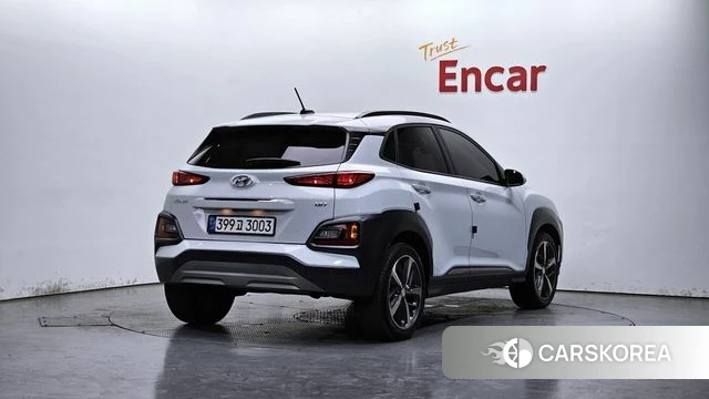 Hyundai Kona 2018 Белый из Кореи