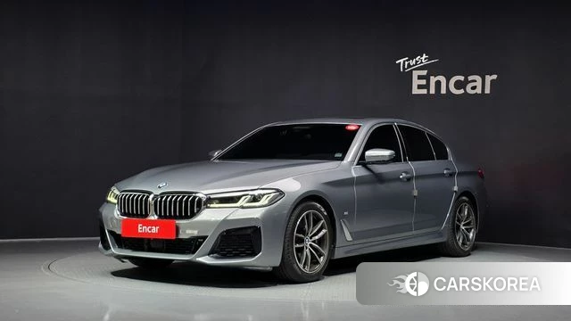 BMW 5 Series (G30) 2023 Серый из Кореи