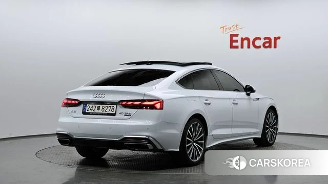 Audi A5 (F5) 2023 Белый из Кореи