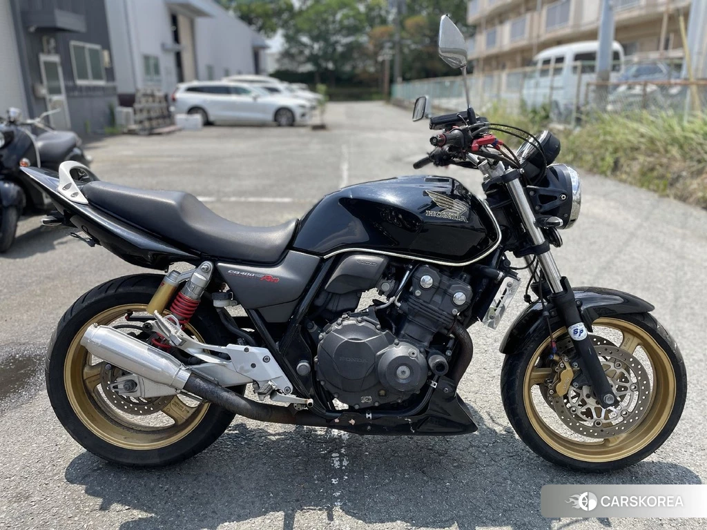 Проданный Honda CB400SF 2013 из Японии