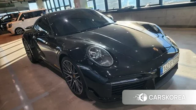 Porsche 911(992) 2021 Черный из Кореи