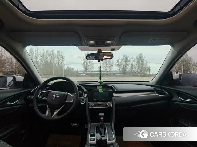 Honda Civic 2021 Белый из Китая