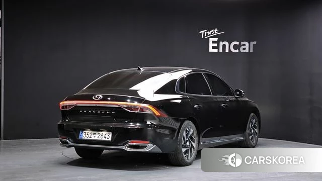 Hyundai The New Grandeur IG Hybrid 2021 Черный из Кореи