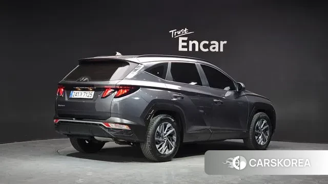 Hyundai Tucson (NX4) 2023 Серый из Кореи